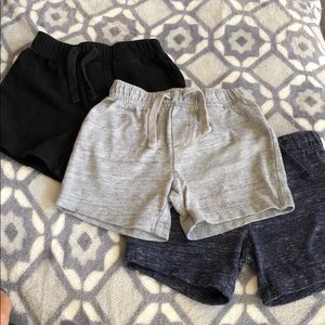Baby shorts //set of 3